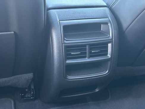 Used 2023 Cadillac XT5 Premium Luxury image 22