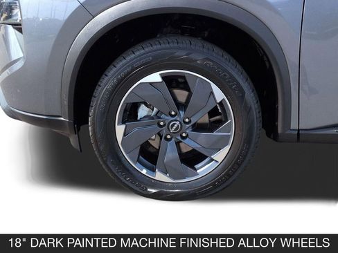 Certified 2025 Nissan Rogue SV FWD image 11