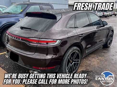 Used 2021 Porsche Macan AWD/4WD image 2