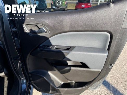 Used 2016 Chevrolet Colorado Z71 image 28