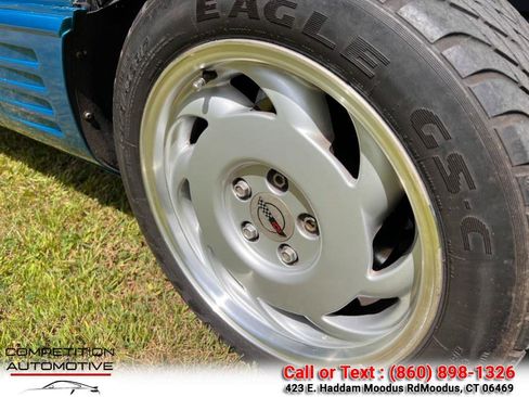 Used 1992 Chevrolet Corvette Coupe image 21