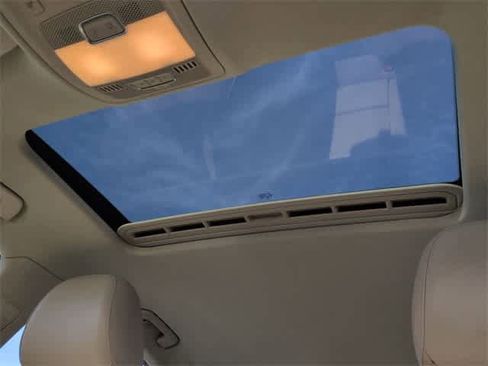 Used 2010 Audi A4 2.0T Premium Plus image 19