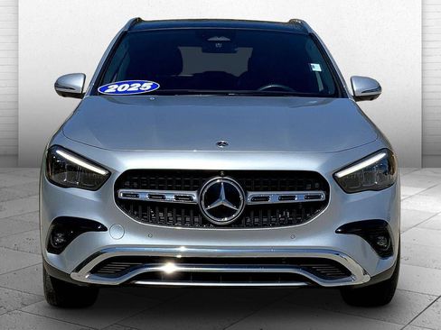 Used 2025 Mercedes-Benz GLA 250 4MATIC image 2