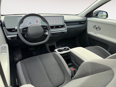 Certified 2024 Hyundai Ioniq 5 SEL image 15