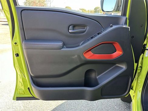 New 2026 Nissan Frontier PRO-4X w/ Pro-4x Convenience Package image 14