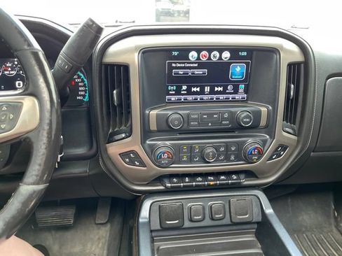 Used 2018 GMC Sierra 1500 Denali AWD/4WD image 17