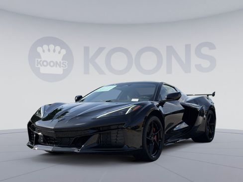 New 2026 Chevrolet Corvette E-Ray w/ ZER Performance Package AWD/4WD image 1