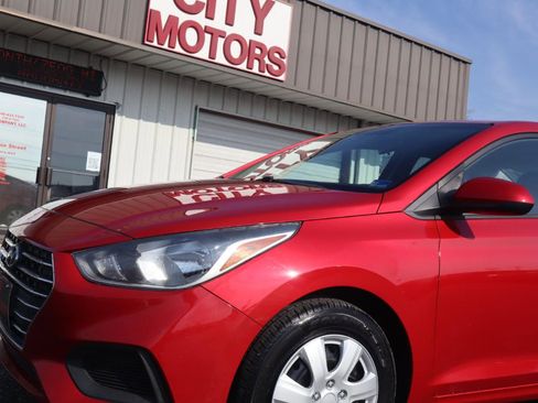 Used 2021 Hyundai Accent SE image 24