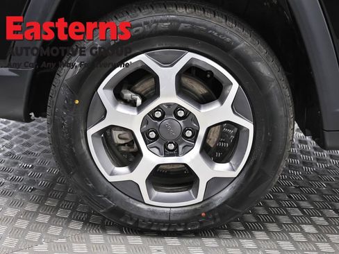 Used 2022 Jeep Compass Trailhawk w/ Trailhawk Elite Group image 35