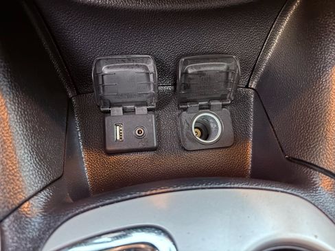 Used 2018 Chevrolet Cruze LS image 33