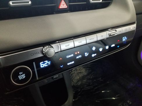 Certified 2024 Hyundai Ioniq 5 Limited RWD image 7