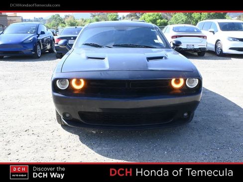 Used 2019 Dodge Challenger SXT w/ Plus Package RWD image 2