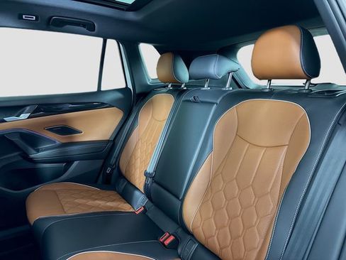 New 2026 Volkswagen Tiguan SEL R-Line image 26