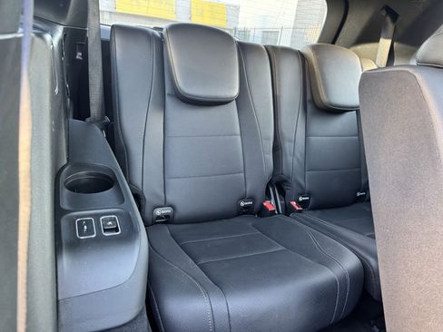 Used 2021 Mercedes-Benz GLS 450 4MATIC image 43