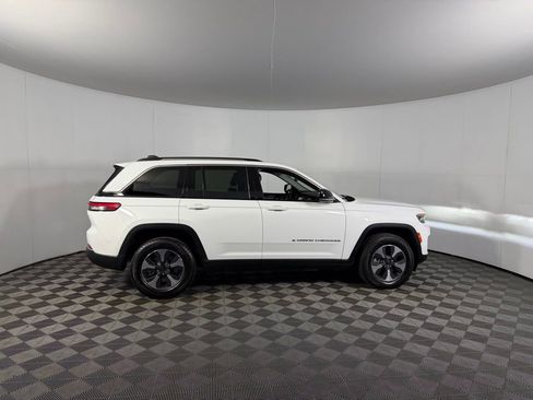 Used 2023 Jeep Grand Cherokee 4WD 4xe image 6