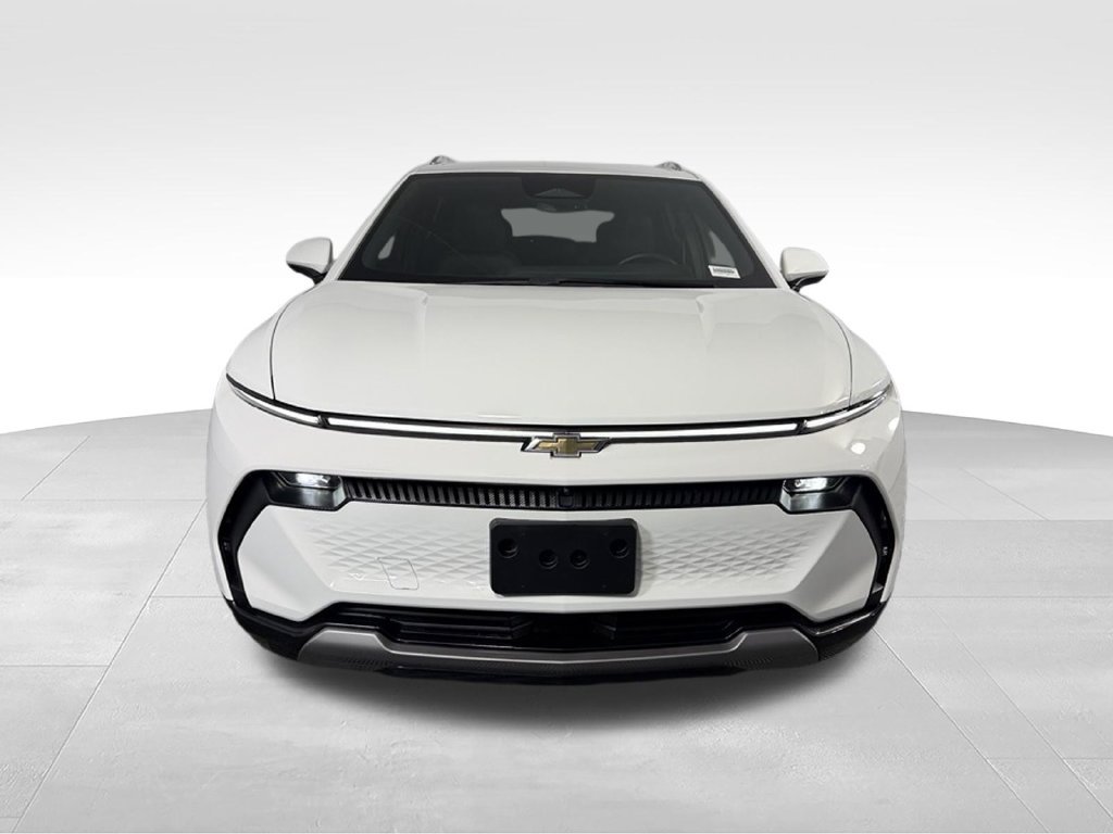 Used 2025 Chevrolet Equinox EV LT w/ Convenience Package FWD image 4