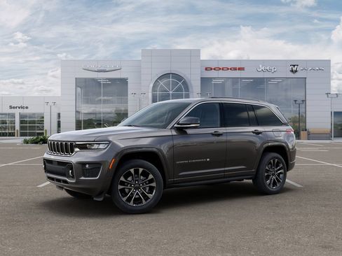 New 2025 Jeep Grand Cherokee Overland w/ Adv Protech Group III AWD/4WD image 2