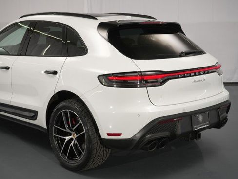 Used 2022 Porsche Macan S image 25
