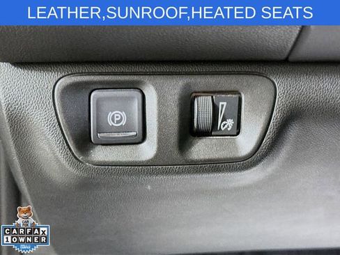 Used 2019 GMC Acadia SLT w/ LPO, Floor Liner Package FWD image 10
