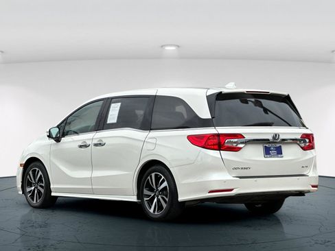 Used 2018 Honda Odyssey Elite image 4