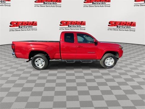 Certified 2023 Toyota Tacoma SR5 image 10