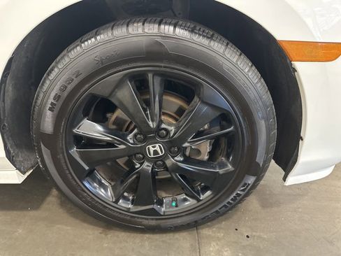 Used 2023 Honda Odyssey Sport image 38