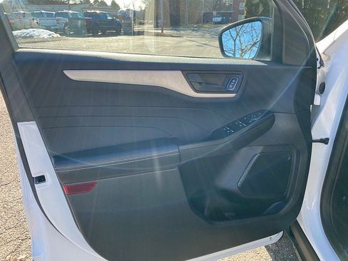 Certified 2022 Ford Escape SE w/ Convenience Package image 24