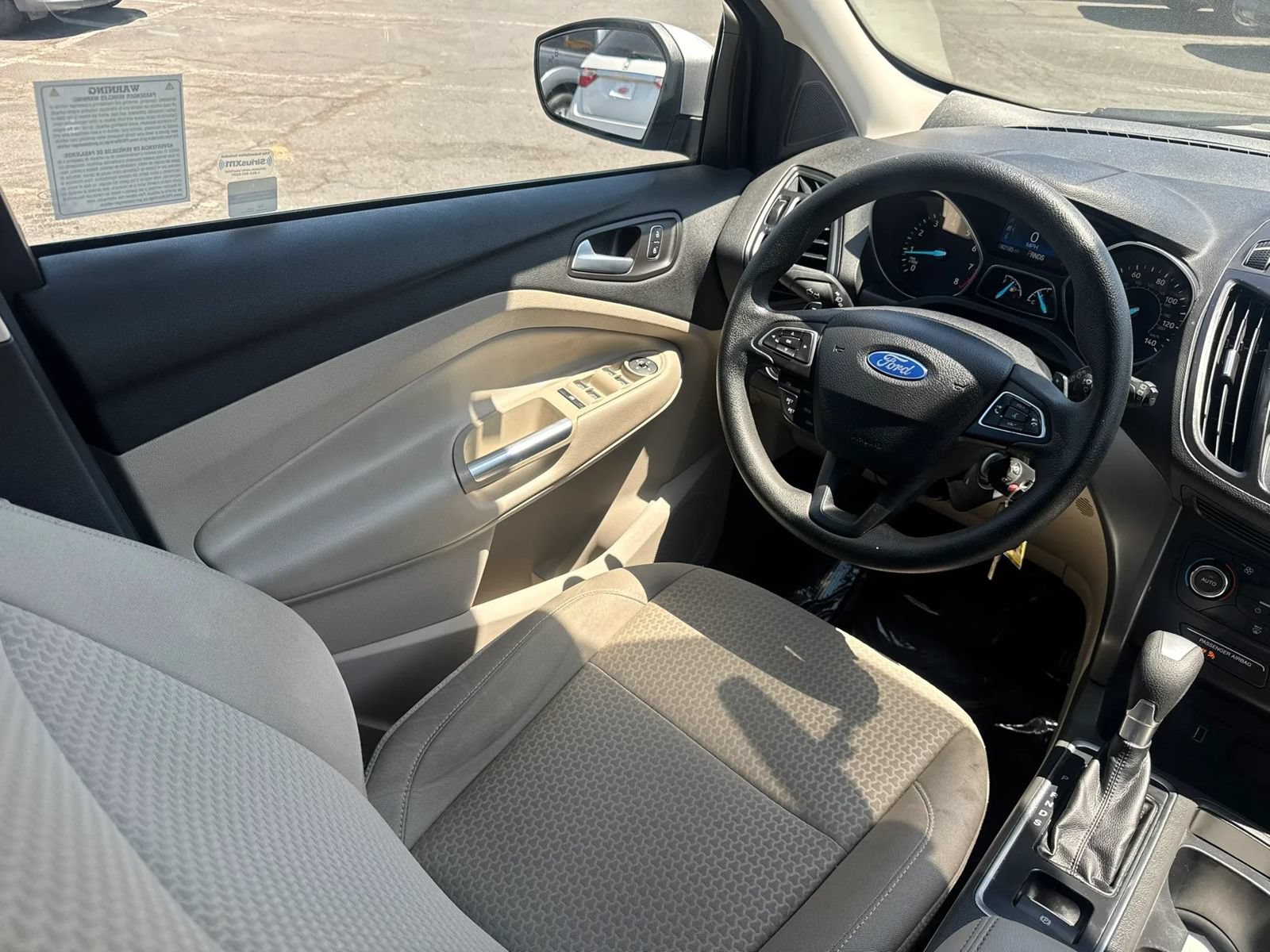 Used 2017 Ford Escape SE w/ Equipment Group 201A FWD image 23