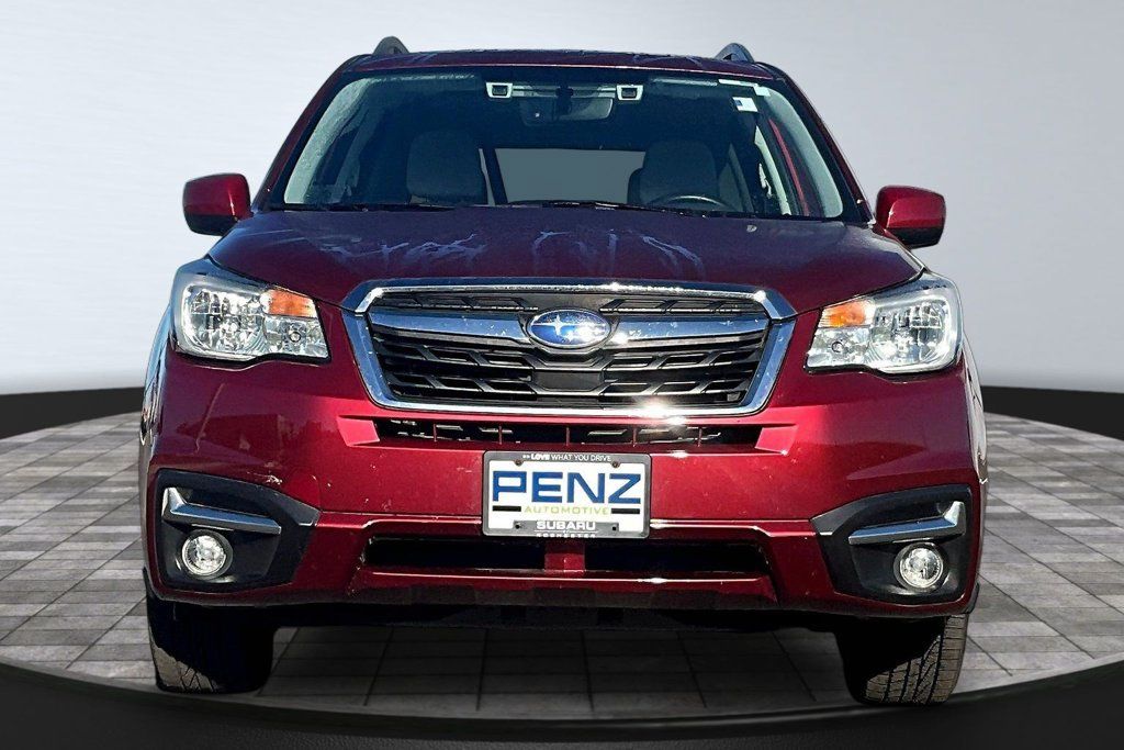 Used 2017 Subaru Forester 2.5i Premium AWD/4WD image 2