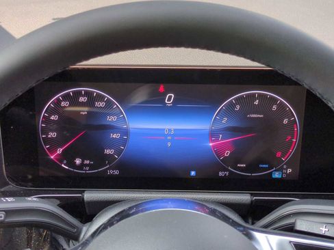 Used 2025 Mercedes-Benz GLA 250 GLA 250 image 34