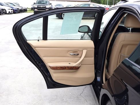 Used 2006 BMW 325xi Sedan AWD/4WD image 30