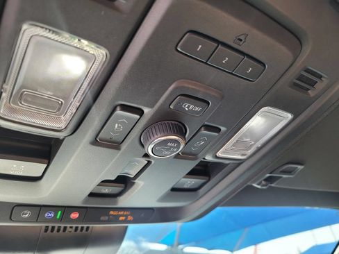 Used 2023 GMC Yukon Denali Ultimate w/ LPO, Floor Liner Package AWD/4WD image 25