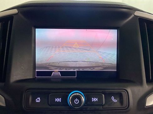 Used 2023 GMC Terrain SLE w/ Driver Convenience Package image 39