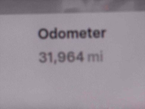 Used 2022 Tesla Model Y Performance image 18