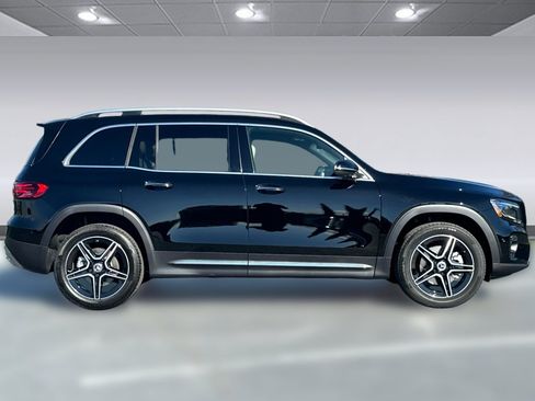 Used 2026 Mercedes-Benz GLB 250 image 8