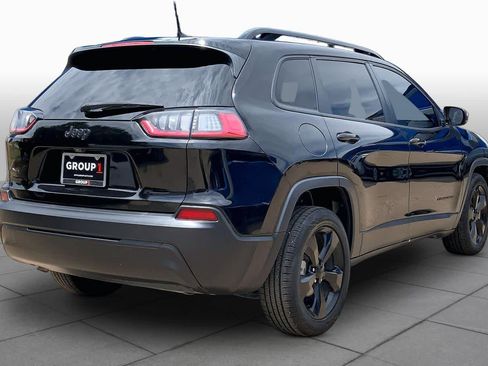 Used 2021 Jeep Cherokee Latitude FWD image 13