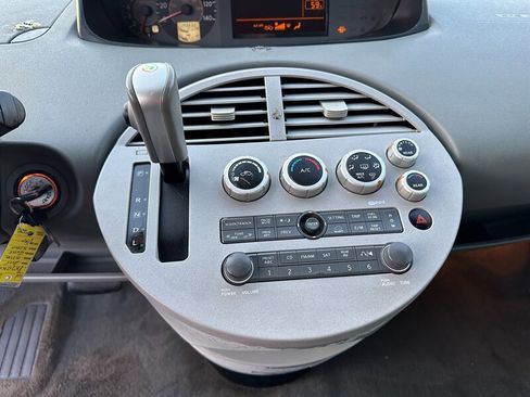 Used 2005 Nissan Quest 3.5 w/ (S01) Seat Pkg image 18