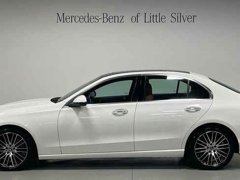 Used 2023 Mercedes-Benz C 300 4MATIC Sedan image 2