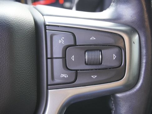 Used 2019 Chevrolet Silverado 1500 LT Trail Boss AWD/4WD image 16