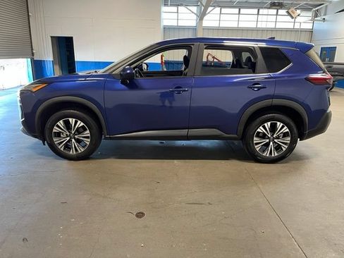 Used 2023 Nissan Rogue SV FWD image 6