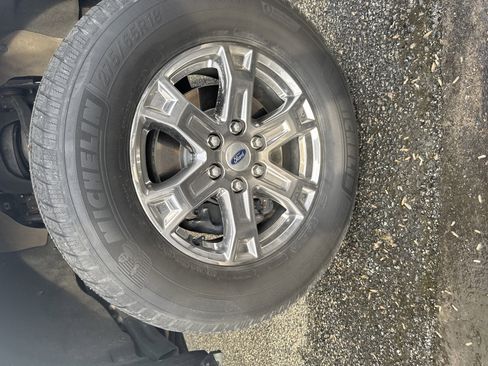 Used 2021 Ford F150 XLT w/ Equipment Group 302A High image 12