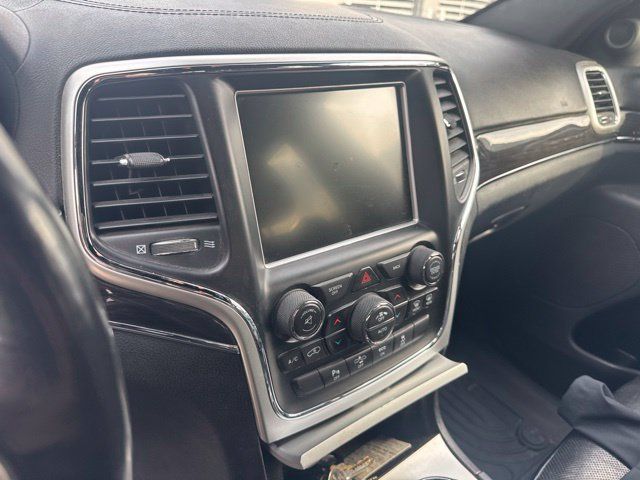 Used 2015 Jeep Grand Cherokee Overland w/ Advanced Technology Group AWD/4WD image 13