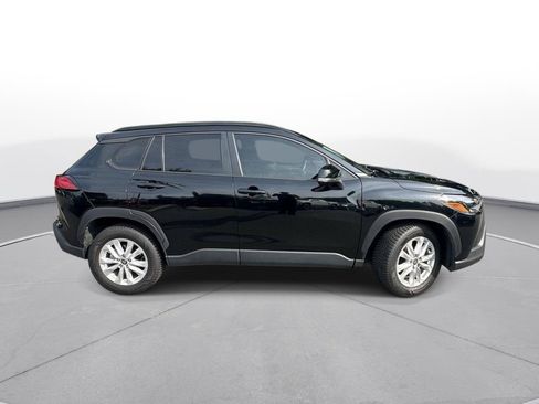Certified 2024 Toyota Corolla Cross LE FWD image 5