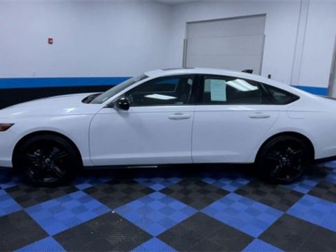 Certified 2023 Honda Accord Sport image 5