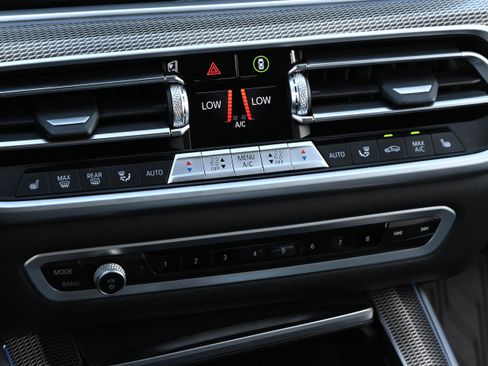 Certified 2023 BMW X5 xDrive45e w/ Executive Package image 20