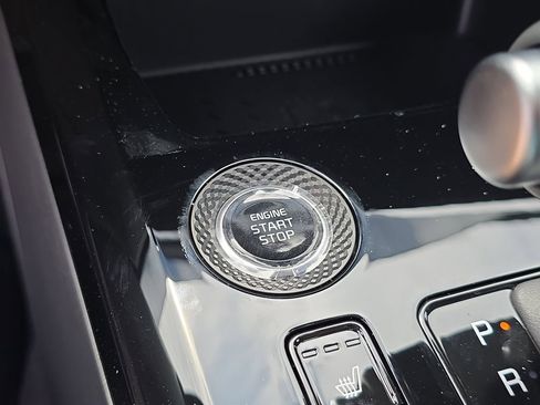 New 2026 Kia Niro EX FWD image 26