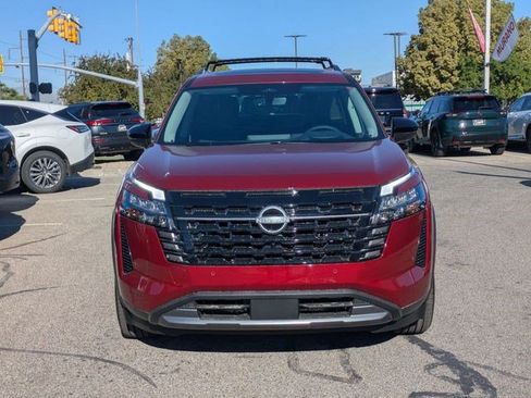 New 2026 Nissan Pathfinder Platinum AWD/4WD image 11