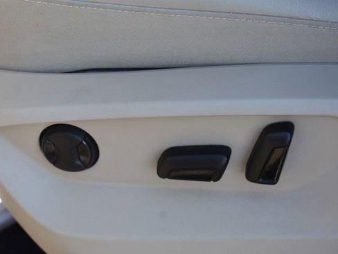 Used 2022 Volkswagen Atlas SE FWD image 21
