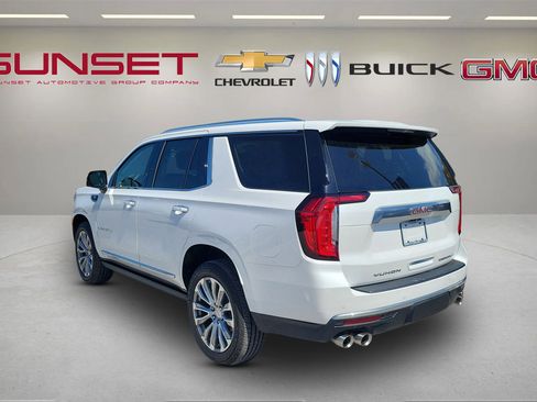 Certified 2021 GMC Yukon Denali w/ Denali Premium Package image 40