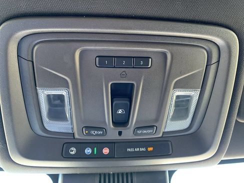 Used 2024 GMC Sierra 1500 AT4 w/ AT4 Preferred Package AWD/4WD image 27